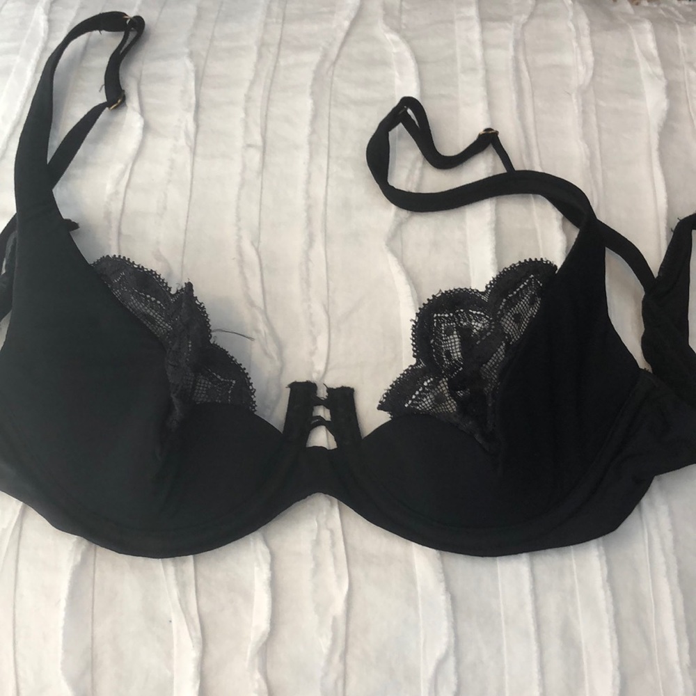 VS Cage Front
